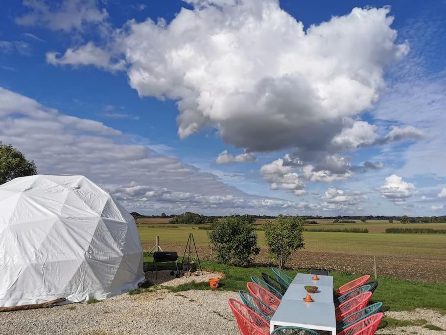 Lincoln Star Dome, Hot Tub, Bbq Apartment Langworth Exterior photo